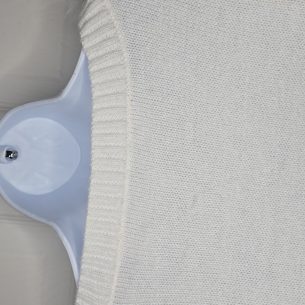 White Soft Sweater Furry Collar 1X - Picture 5 of 7